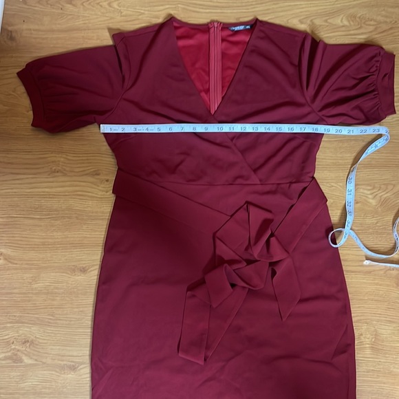 Shein Curve Size 0XL Burgundy Dress Stretchy Brand New Bodycon Fitted - Picture 3 of 6